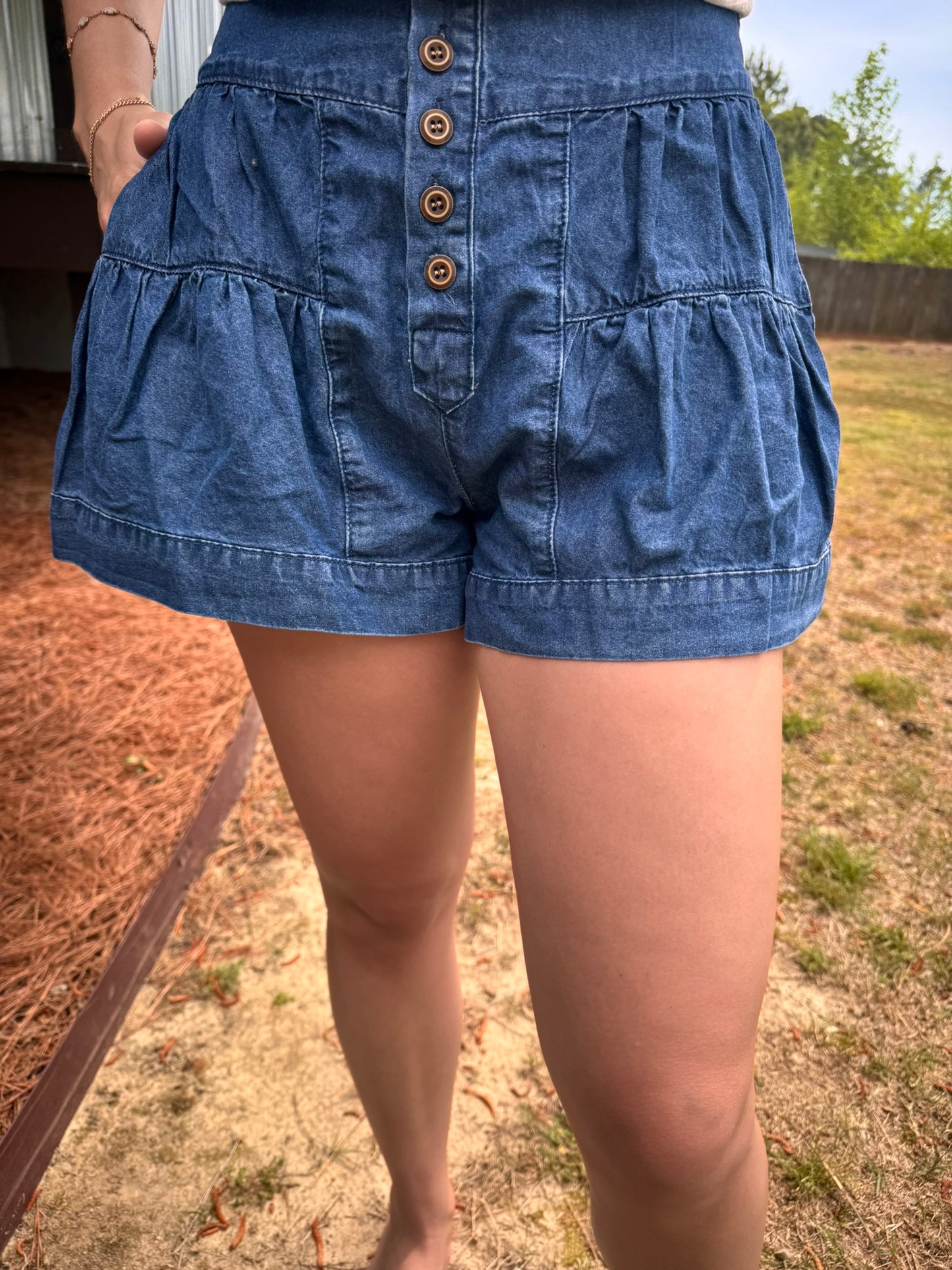 Ladies Solid Color Cotton Denim Shorts