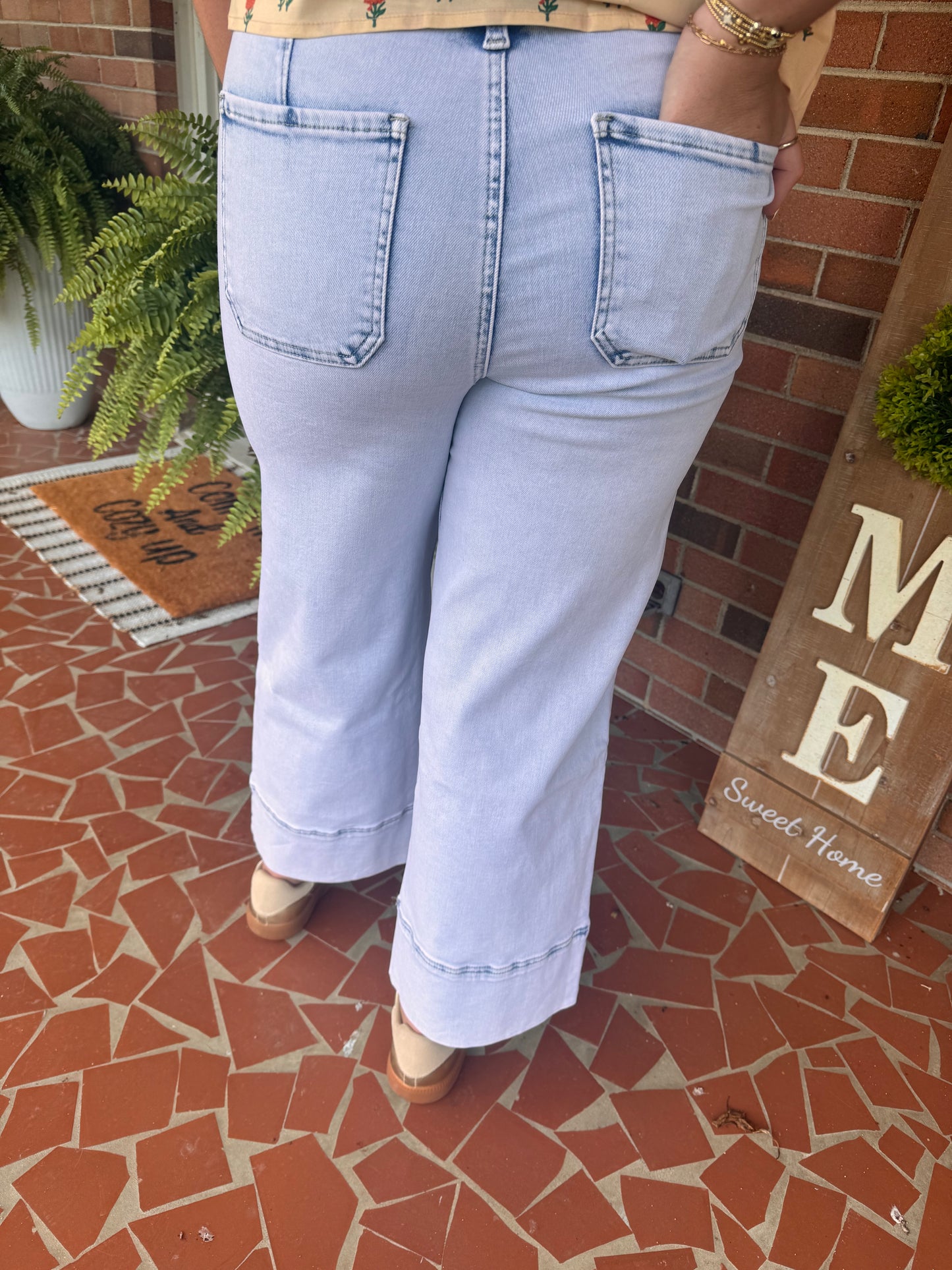 HIGH RISE CROPPED WIDE LEG Kan Can JEANS